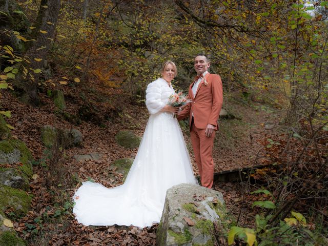 Le mariage de Damien et Julie à Saint-Chély-d'Apcher, Lozère 55