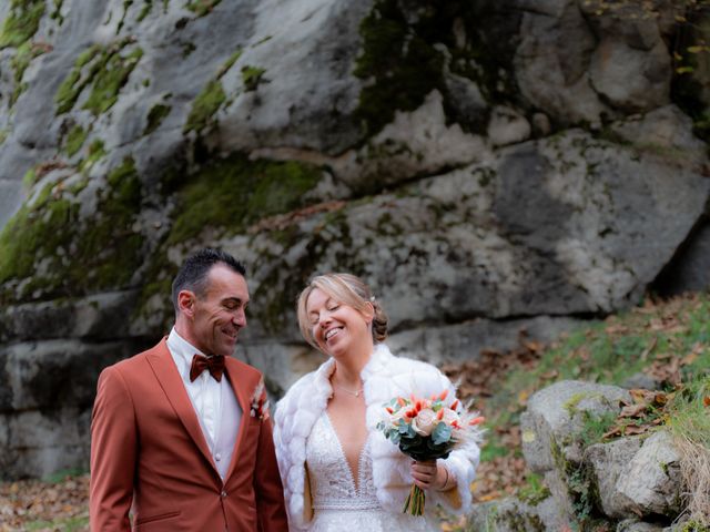 Le mariage de Damien et Julie à Saint-Chély-d'Apcher, Lozère 58