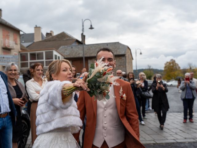 Le mariage de Damien et Julie à Saint-Chély-d'Apcher, Lozère 82