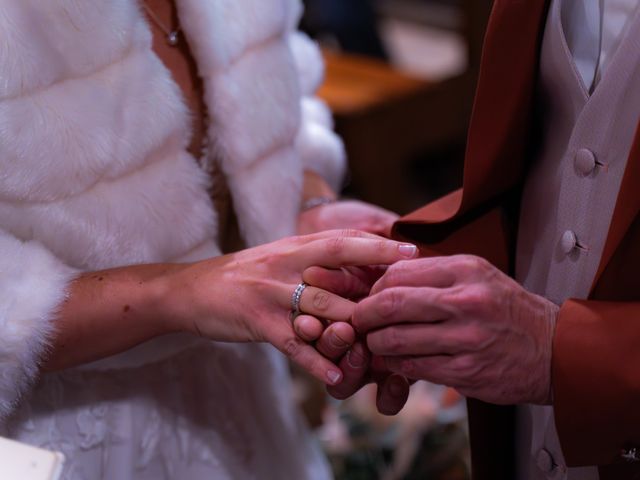Le mariage de Damien et Julie à Saint-Chély-d'Apcher, Lozère 91