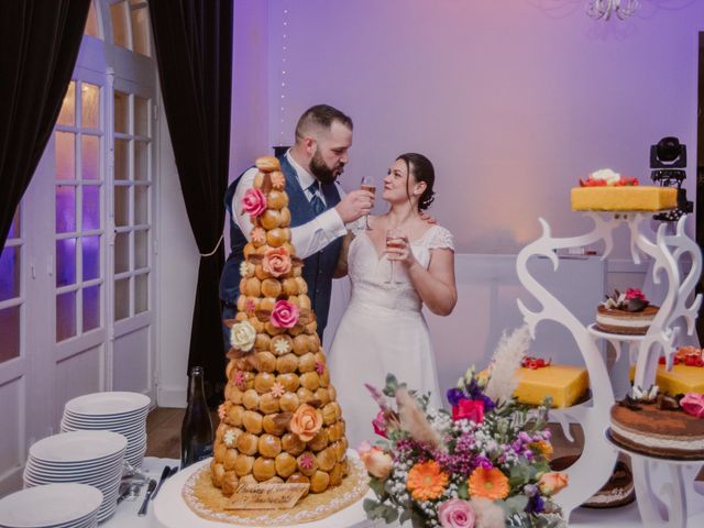 Le mariage de Jean Baptiste et Pauline à Hermival-les-Vaux, Calvados 71