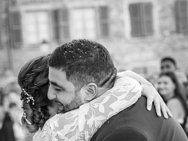Le mariage de Sofian et Mallory à Violay, Loire 32