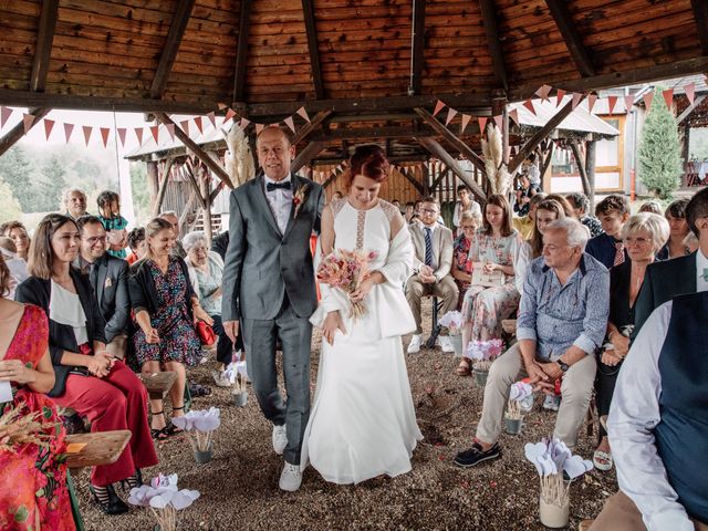 Le mariage de Alex et Marion à Thannenkirch, Haut Rhin 35