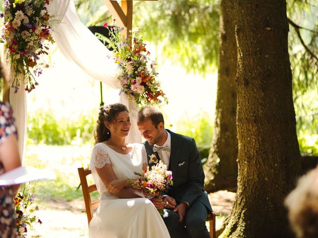 Le mariage de Pierre et Manon à Montgreleix, Cantal 3