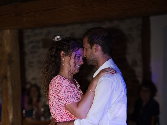 Le mariage de Pierre et Manon à Montgreleix, Cantal 7