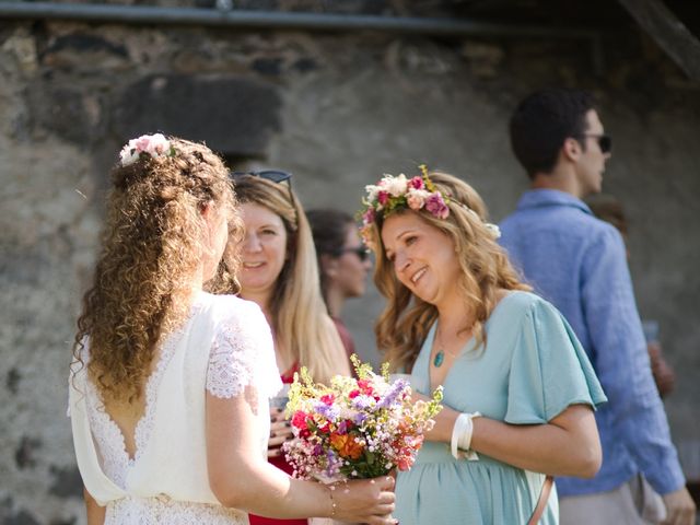 Le mariage de Pierre et Manon à Montgreleix, Cantal 9