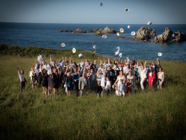 Le mariage de Valérie et Clara à Equeurdreville, Manche 27