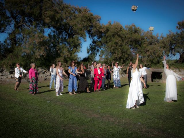Le mariage de Valérie et Clara à Equeurdreville, Manche 28