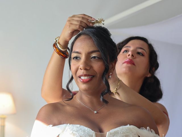Le mariage de Martial et Ashley à Les Écrennes, Seine-et-Marne 3