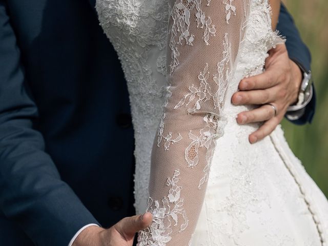 Le mariage de Thibaud et Naïs à Althen-des-Paluds, Vaucluse 51