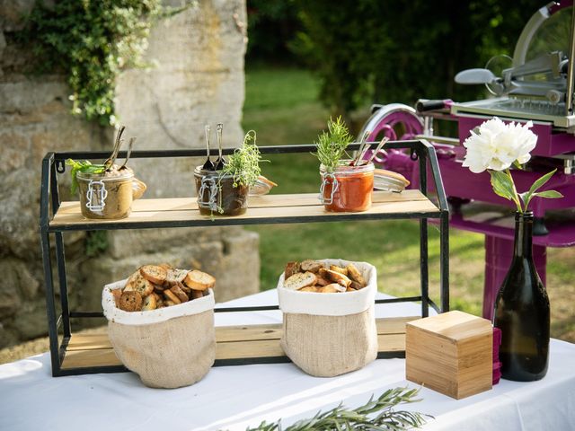 Le mariage de Thibaud et Naïs à Althen-des-Paluds, Vaucluse 62