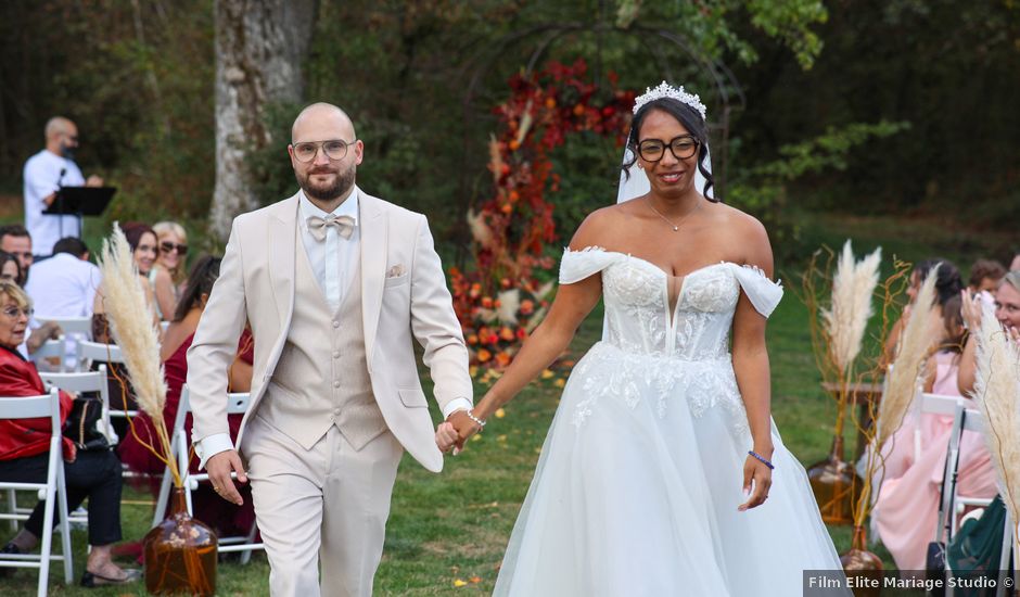 Le mariage de Martial et Ashley à Les Écrennes, Seine-et-Marne