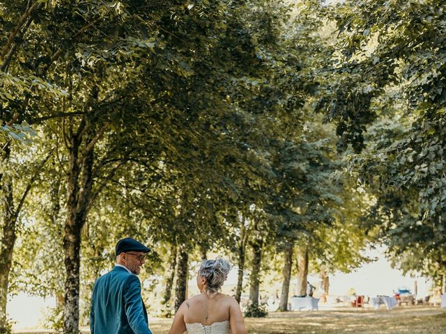 Le mariage de Davy et Aurélie à Saintes, Charente Maritime 20