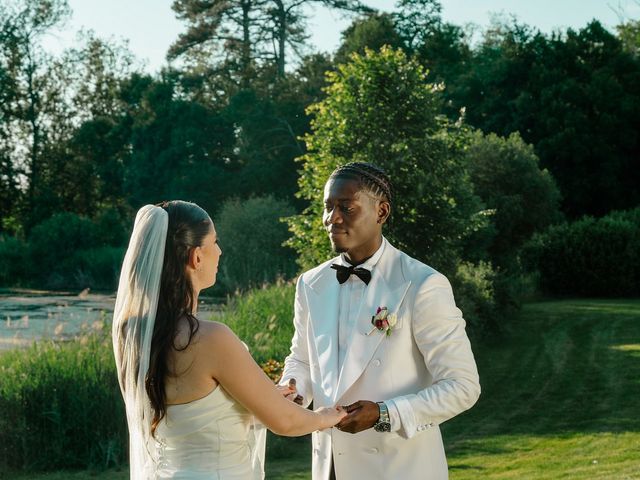 Le mariage de Berkmans et Laura à Chalamont, Ain 26