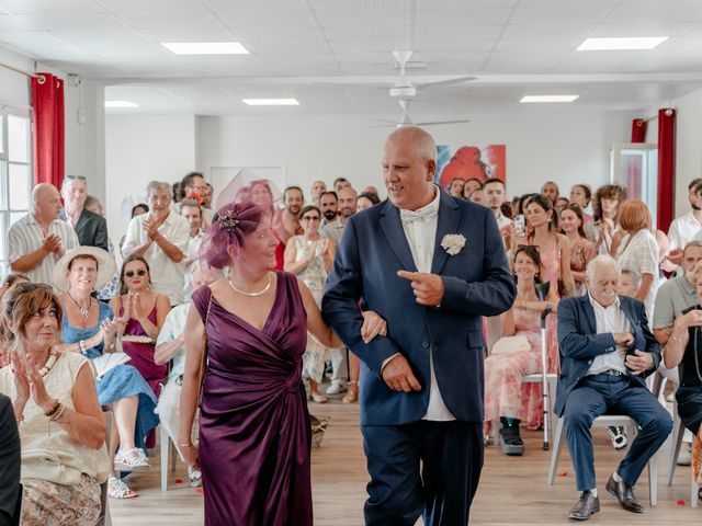 Le mariage de Johan et Clémentine à Hyères, Var 2