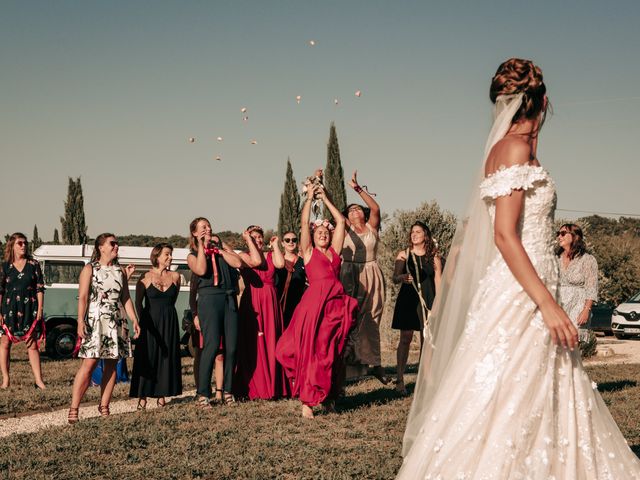 Le mariage de Erwan et Kim à Lussan, Gard 67