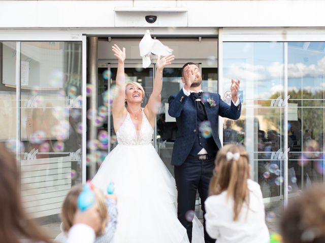 Le mariage de Gilles et Laura à Martigues, Bouches-du-Rhône 25