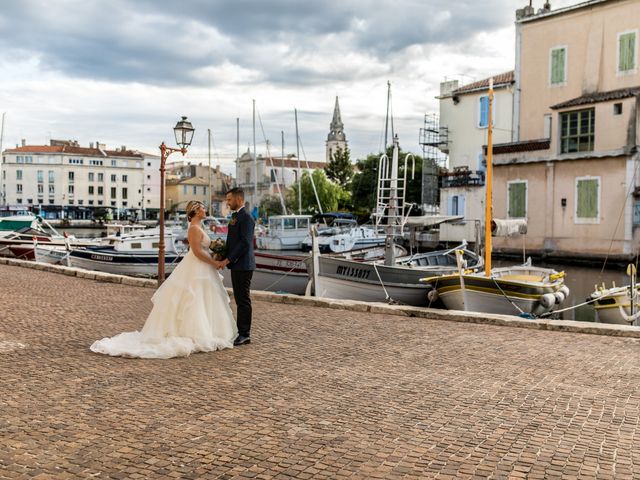 Le mariage de Gilles et Laura à Martigues, Bouches-du-Rhône 23