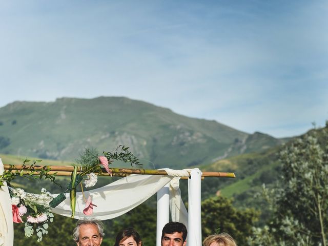 Le mariage de Romain et Manon à Bidarray, Pyrénées-Atlantiques 44