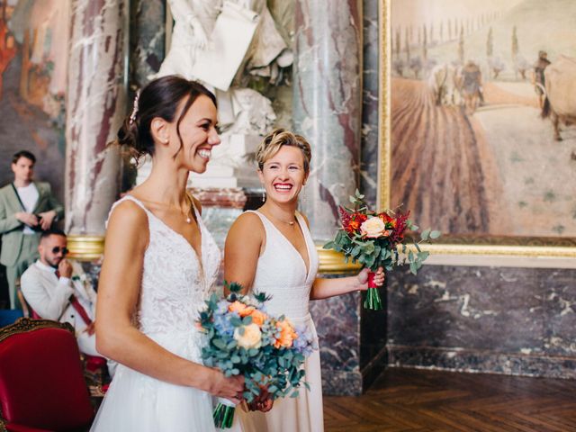 Le mariage de Léa et Laurène à Lavaur, Tarn 1