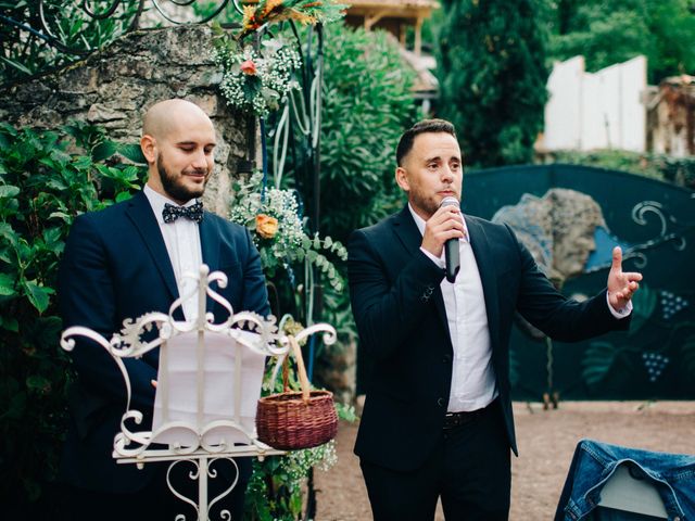 Le mariage de Léa et Laurène à Lavaur, Tarn 24