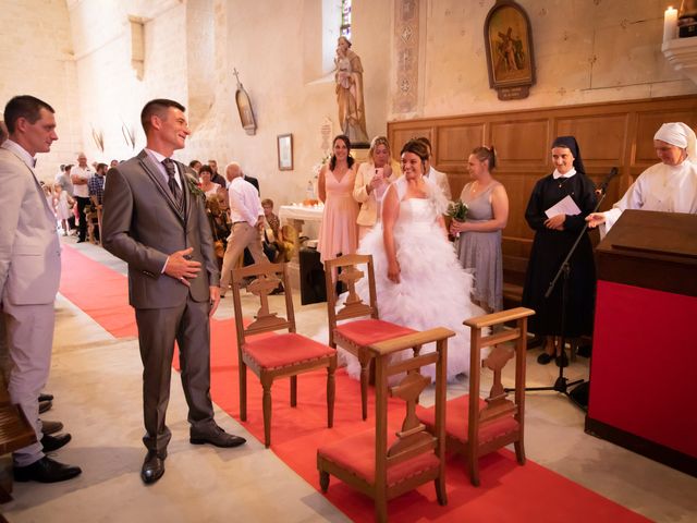 Le mariage de Florian et Mathilde à Ardillières, Charente Maritime 12