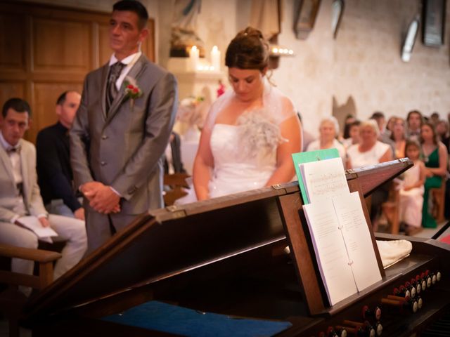 Le mariage de Florian et Mathilde à Ardillières, Charente Maritime 17