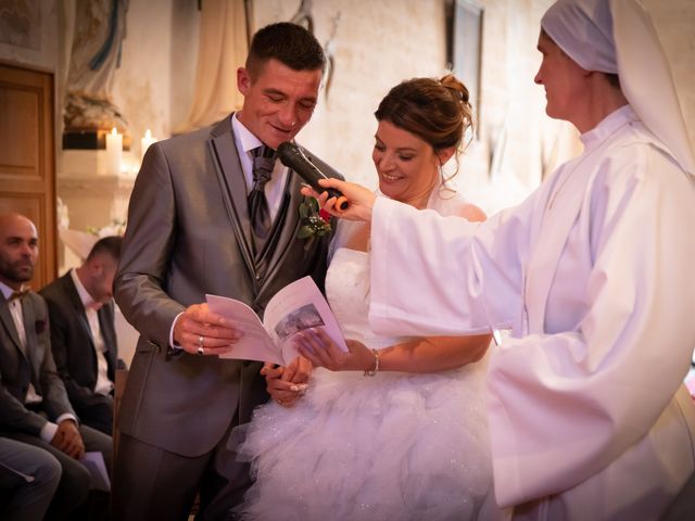 Le mariage de Florian et Mathilde à Ardillières, Charente Maritime 18