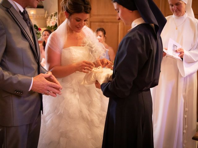 Le mariage de Florian et Mathilde à Ardillières, Charente Maritime 20