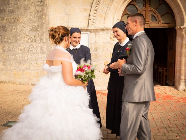 Le mariage de Florian et Mathilde à Ardillières, Charente Maritime 29