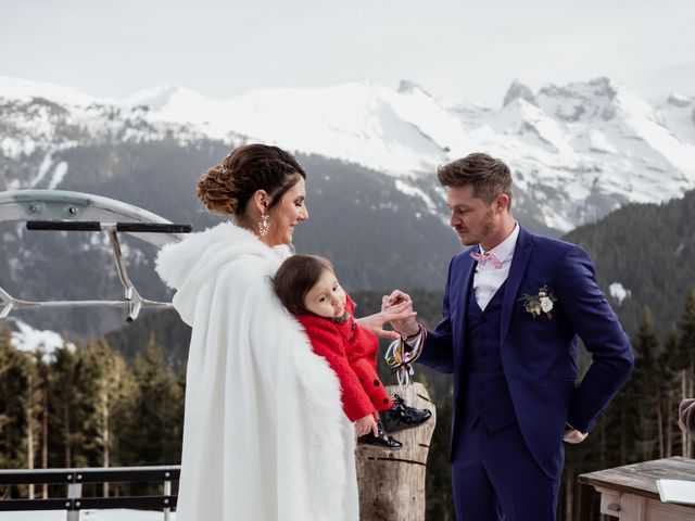 Le mariage de Floris et Laura à Le Reposoir, Haute-Savoie 60