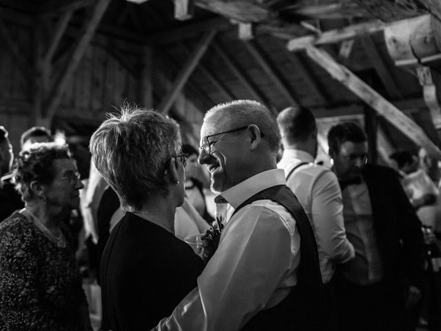 Le mariage de Floris et Laura à Le Reposoir, Haute-Savoie 95