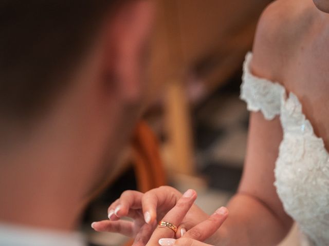 Le mariage de Alexandre et Eléonore à Villebois, Ain 6