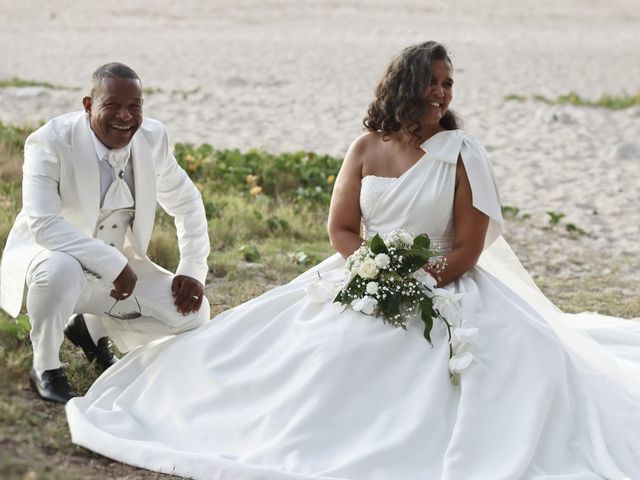 Le mariage de Marina et David à Saint Paul, La Réunion 15