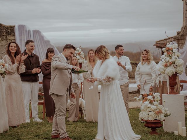 Le mariage de Alexandre et Anna à Saint-Sixte, Lot-et-Garonne 44