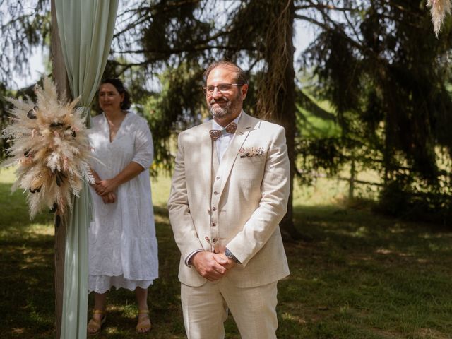 Le mariage de Valentin et Marjorie à Chenevelles, Vienne 53