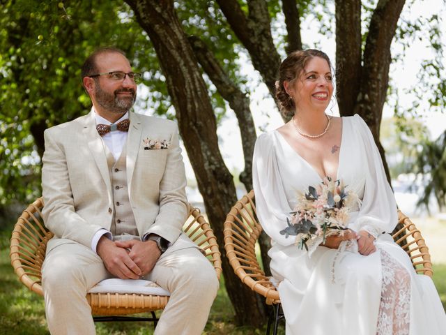 Le mariage de Valentin et Marjorie à Chenevelles, Vienne 56