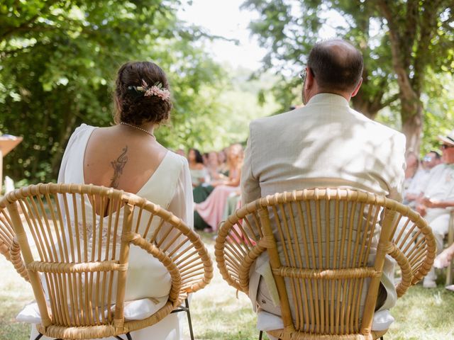 Le mariage de Valentin et Marjorie à Chenevelles, Vienne 64