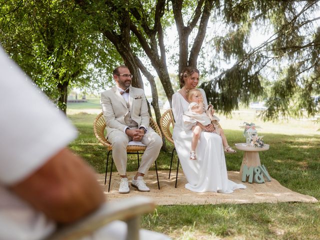 Le mariage de Valentin et Marjorie à Chenevelles, Vienne 93