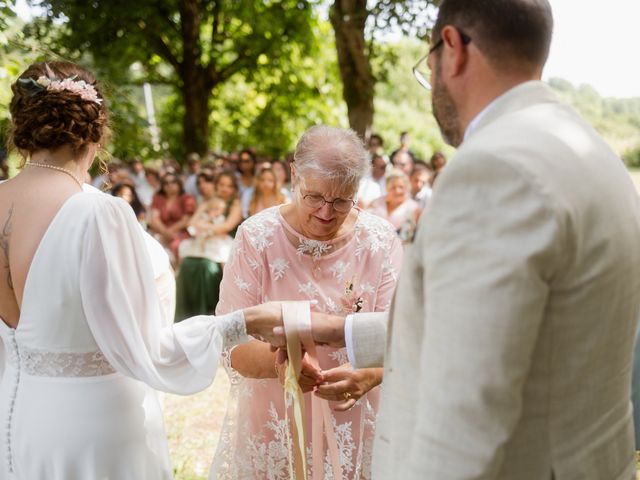 Le mariage de Valentin et Marjorie à Chenevelles, Vienne 96