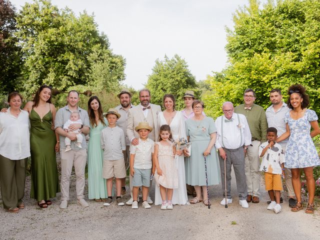 Le mariage de Valentin et Marjorie à Chenevelles, Vienne 126