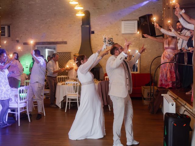 Le mariage de Valentin et Marjorie à Chenevelles, Vienne 178