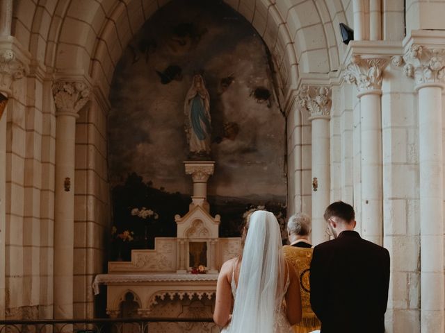 Le mariage de Thomas et Charline à Beaumont-en-Véron, Indre-et-Loire 14