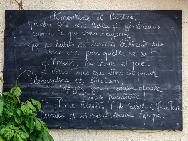 Le mariage de Bastien et Clémentine à Fleurie, Rhône 26