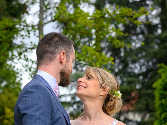 Le mariage de Bastien et Clémentine à Fleurie, Rhône 30