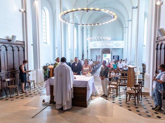 Le mariage de Sulli et Typhanie à Voujeaucourt, Doubs 7