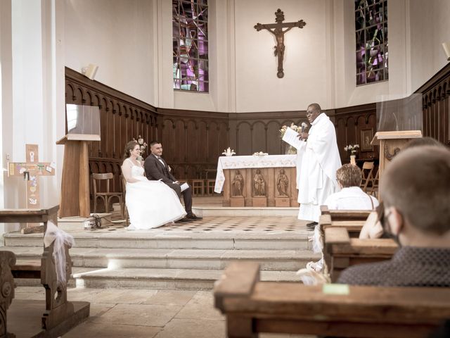 Le mariage de Sulli et Typhanie à Voujeaucourt, Doubs 8