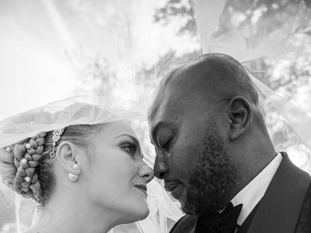 Le mariage de Julien et Laura à Rueil-Malmaison, Hauts-de-Seine 37