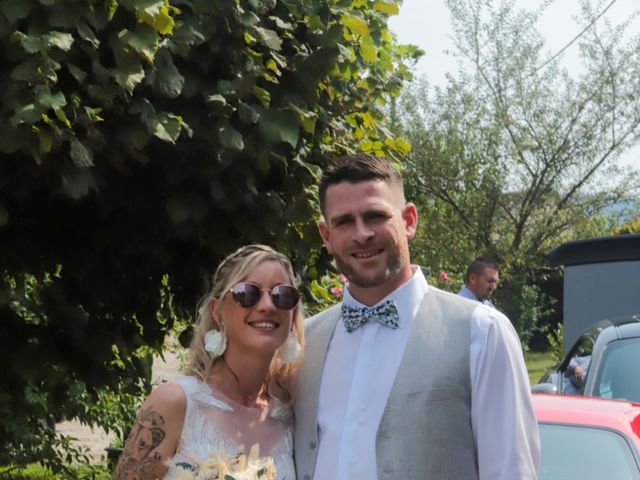 Le mariage de Loïc  et Leslie à Pouligney Lusans, Doubs 5