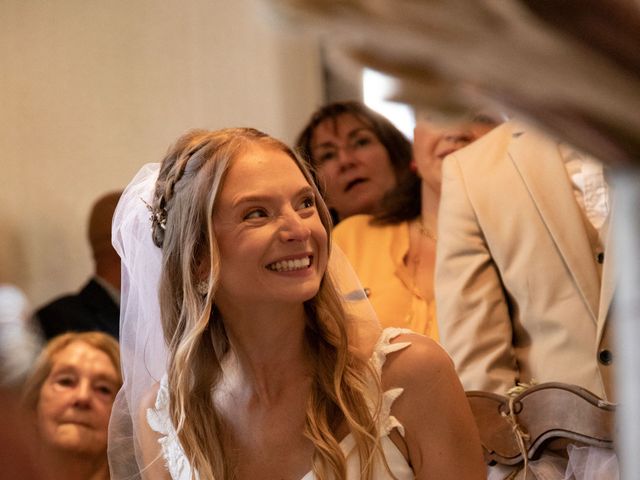 Le mariage de Florian et Romane à Pierrelatte, Drôme 27